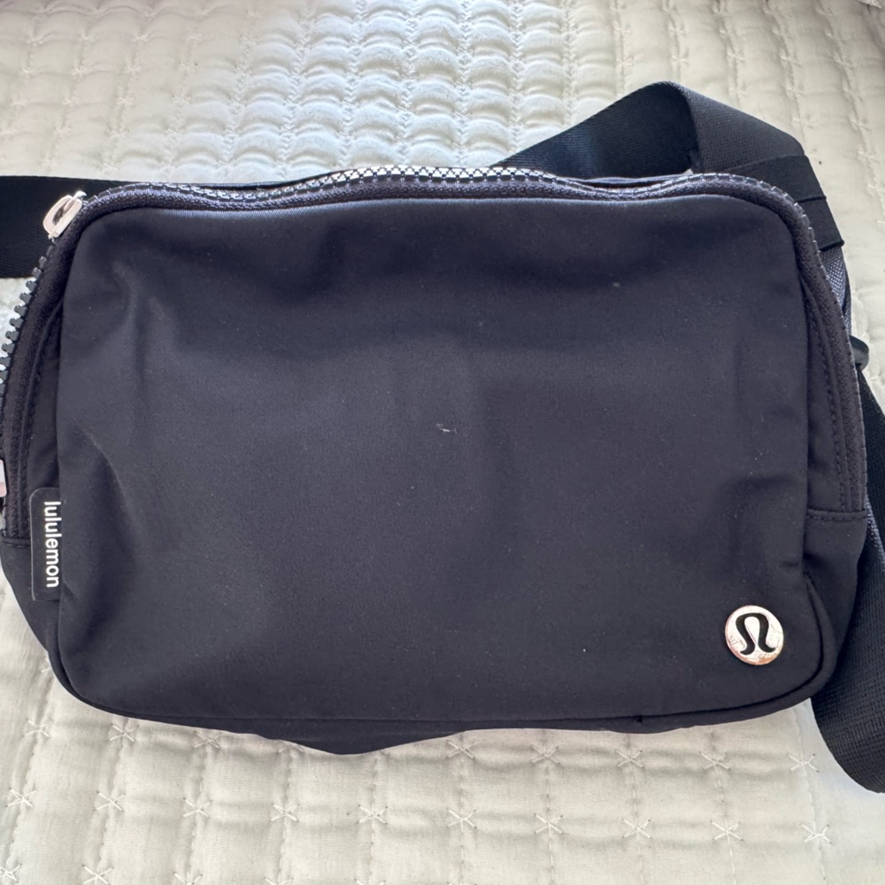 lululemon athletica Black Belt Bag